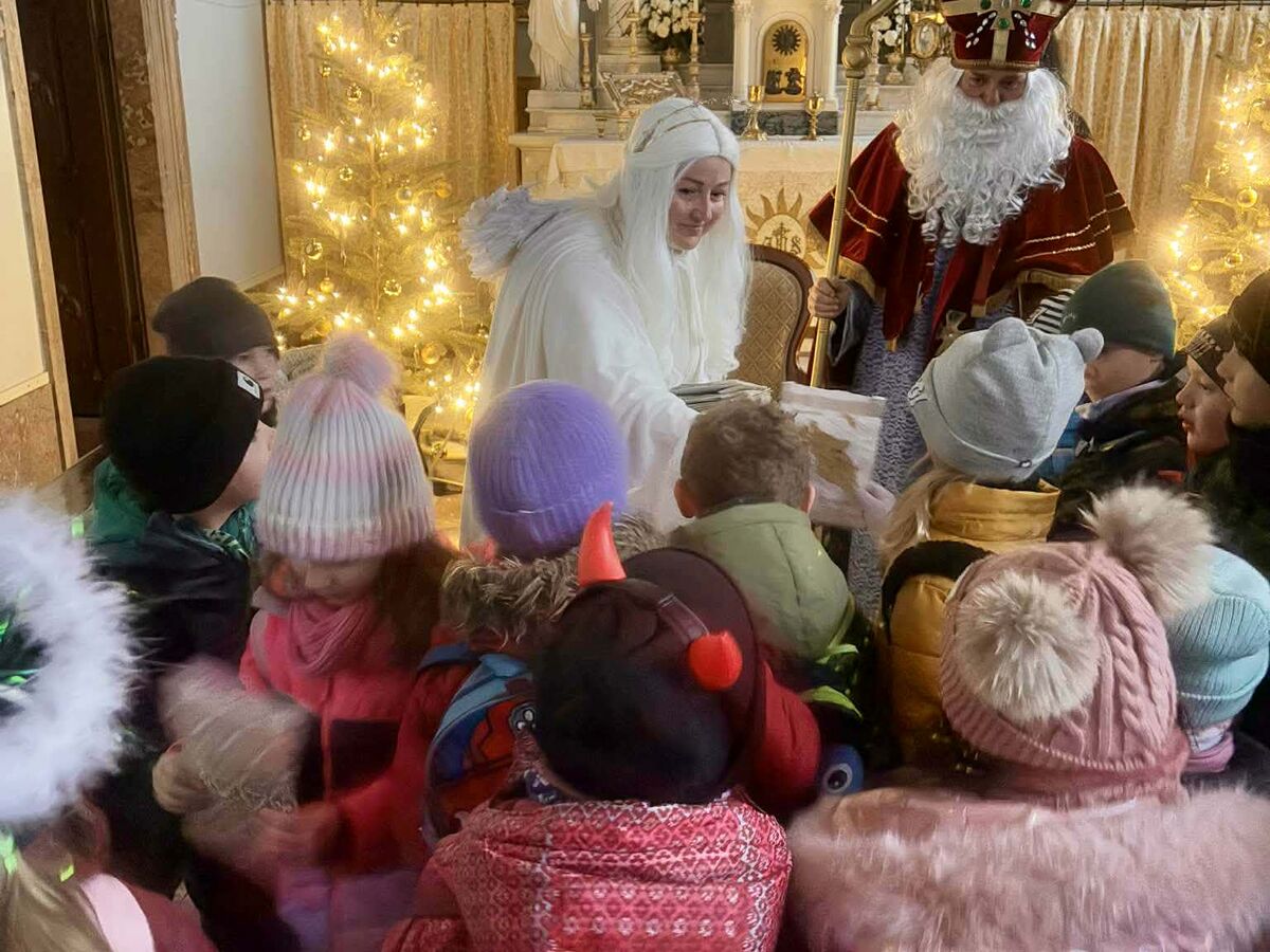 Mikuláš a čert na zámku v Zákupech