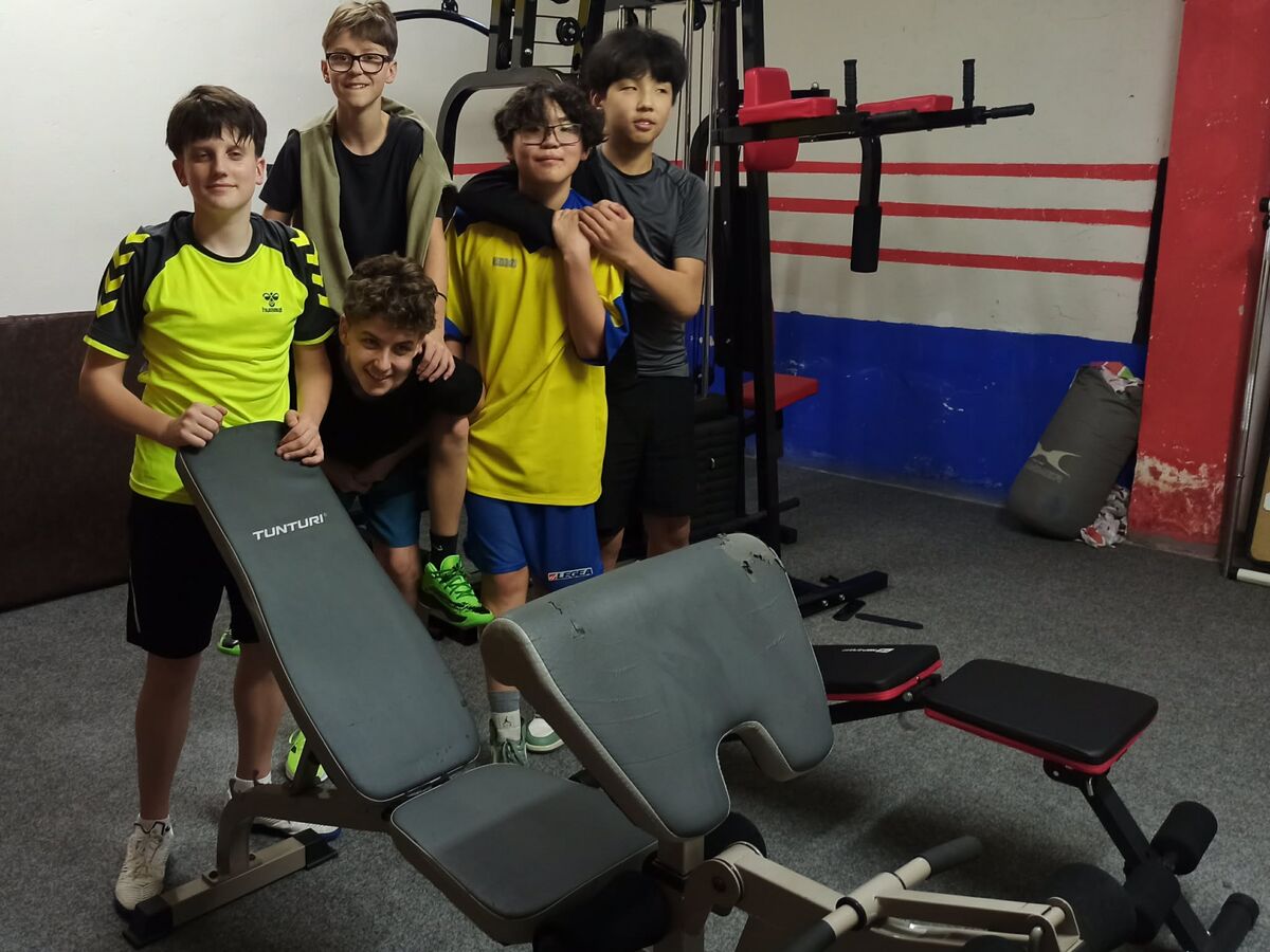 7.A ve školní posilovně