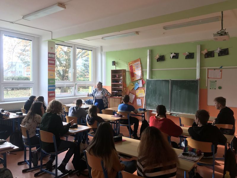 Angličtina s rodilou mluvčí v 9.B, 6.B, 3.AB