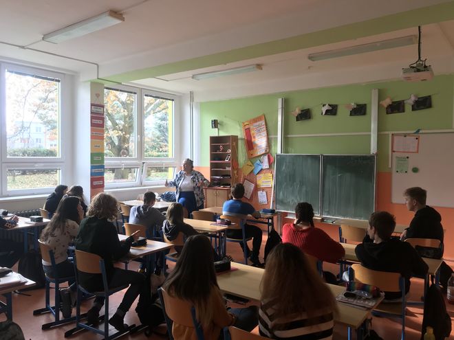 Angličtina s rodilou mluvčí v 9.B, 6.B, 3.AB