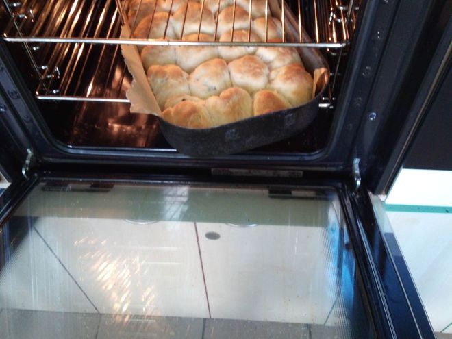 Pečení masopustních buchet