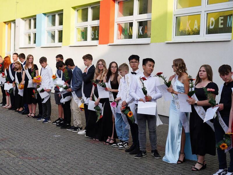 ZAHRADNÍ SLAVNOSTI a ŠERPOVÁNÍ DEVÁŤÁKŮ