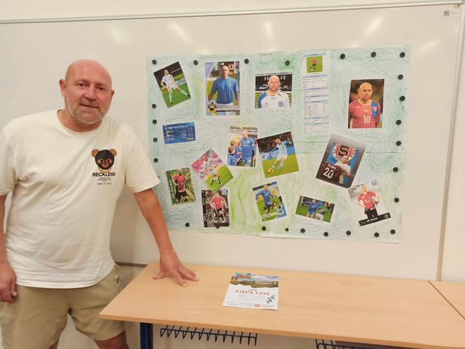 Fotbalová legenda JIŘÍ ŠTAJNER navštívil naší školu