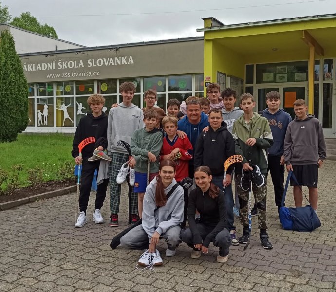 FLORBAL I VE STÁTNÍ SVÁTEK